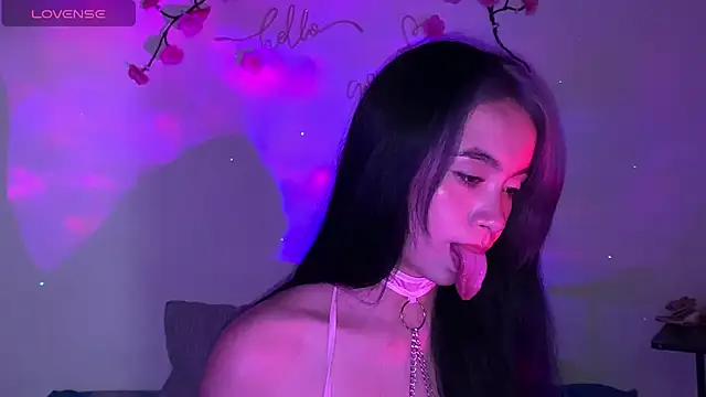 sweet molly420 online show from May 15, 11:51 pm