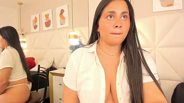 alejandra  garcia online show from July 23, 8:28 pm