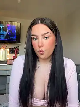 prettydolly127 online show from April 1, 3:09 pm