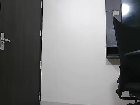 TheSexyGirl69 online show from July 15, 4:33 pm