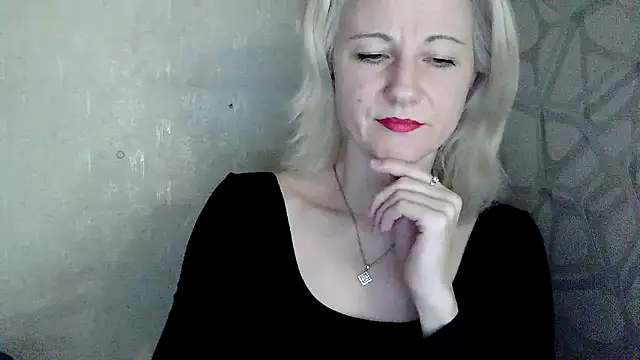 Katerina-Kissa online show from April 18, 7:58 pm