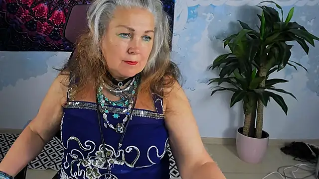 LilaMaharani online show from June 4, 12:42 pm