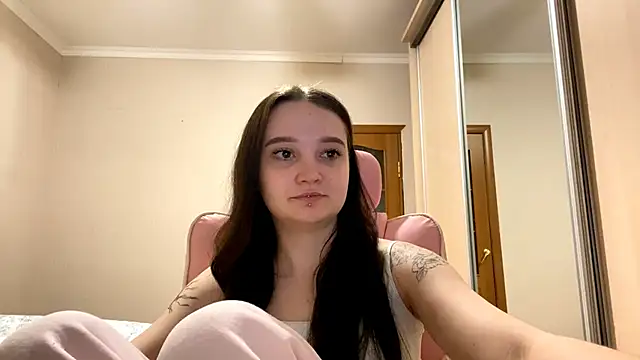 TrulaPhay online show from March 13, 5:25 pm