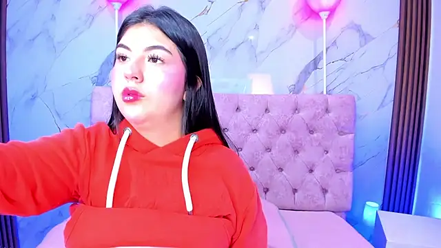 AbrilQuintana  online show from March 11, 11:47 am