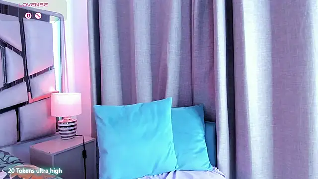 lucy davies online show from July 1, 12:26 pm