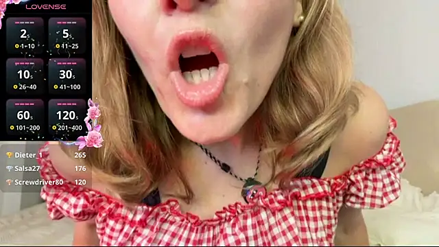 Lizacams online show from June 13, 5:10 pm