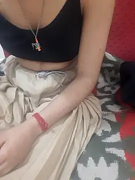 Tanu688 online show from March 12, 7:05 pm