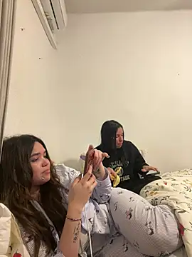 Genblan online show from March 6, 11:00 pm