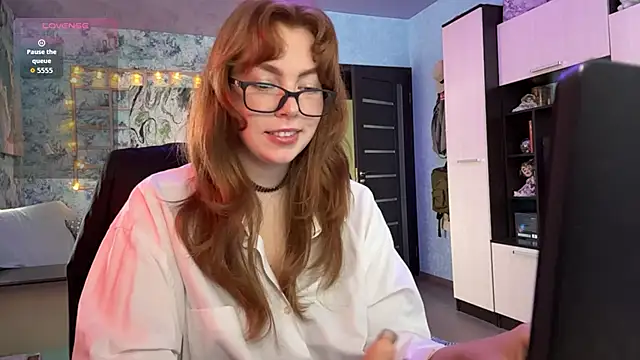 lunalixy online show from March 13, 5:31 am