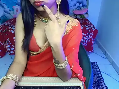 its-samyara online show from August 4, 5:52 pm