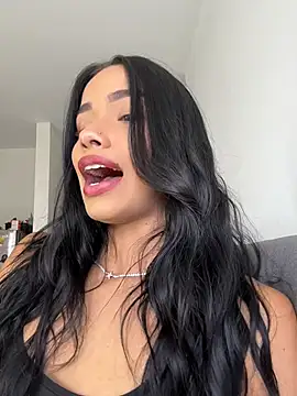 Bella Smithe online show from June 25, 4:52 pm