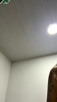 stefanyqueen69 online show from August 3, 6:35 pm