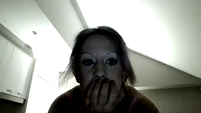 Snatchbabe online show from April 1, 4:59 pm