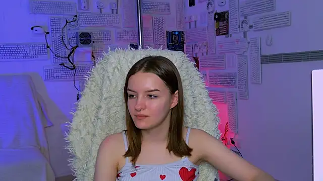 KellieBanshe online show from June 19, 9:24 am