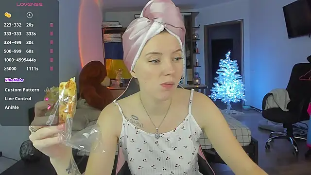 Mary Blu online show from December 14, 1:06 pm