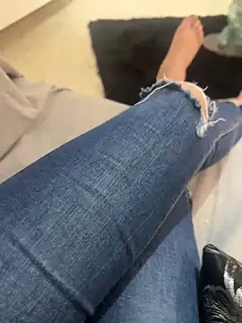 diavola bionda online show from March 20, 12:37 am