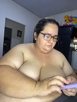 marianacooper12 online show from March 18, 3:28 pm