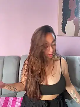 Im Luuu online show from March 11, 1:58 pm