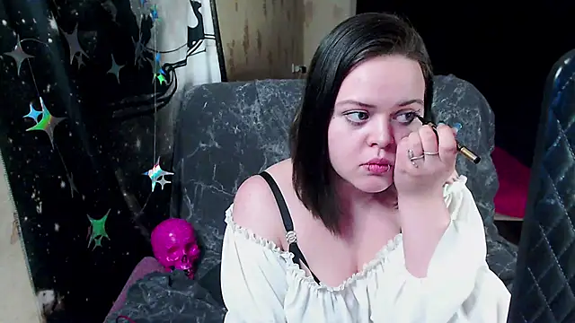  little monsterrr  online show from March 11, 5:15 pm