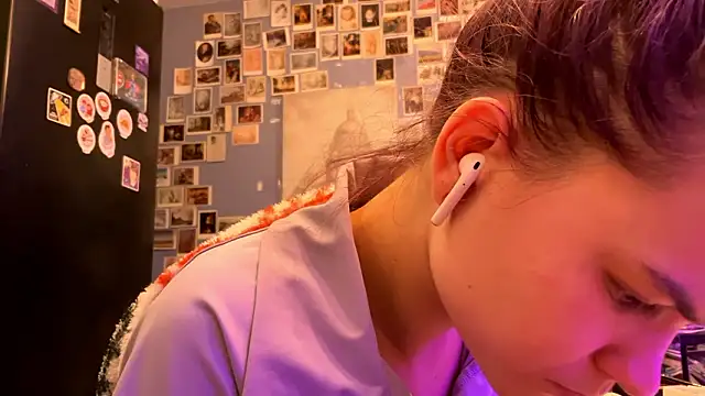 gorepyputa online show from March 12, 9:06 pm