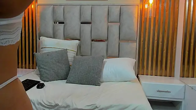 Ammber lennox online show from March 17, 11:25 am