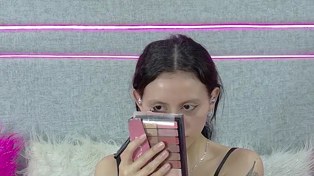 Naomimolie online show from July 22, 12:39 pm