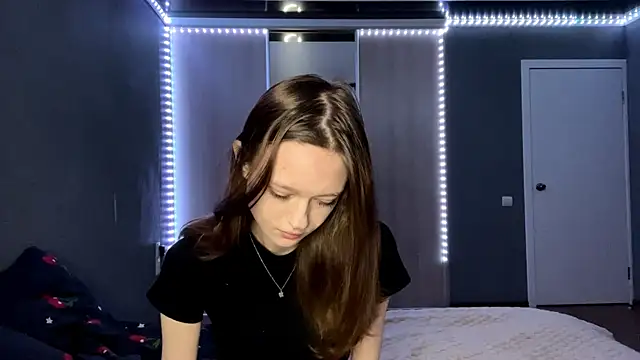 HousedMud online show from April 30, 8:14 pm