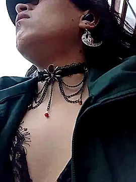 jaade doll online show from March 10, 1:15 pm