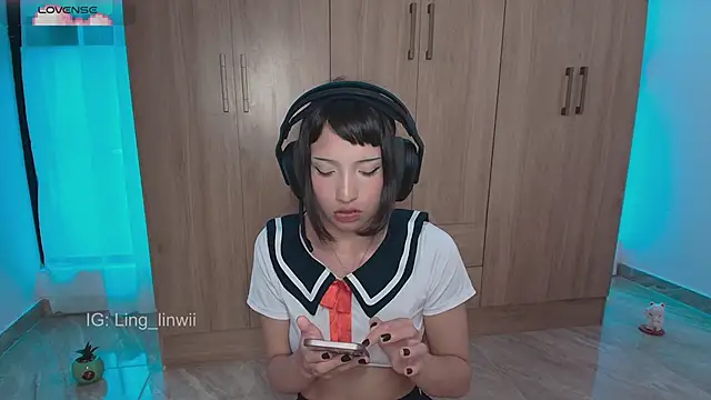 ling meow online show from June 18, 7:08 pm