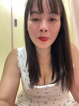 Little Muse78 online show from May 15, 10:51 am