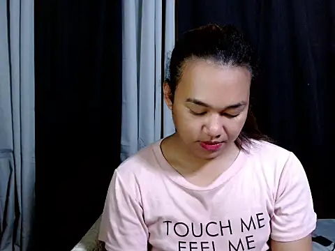Suteishi cutie online show from May 24, 9:52 am