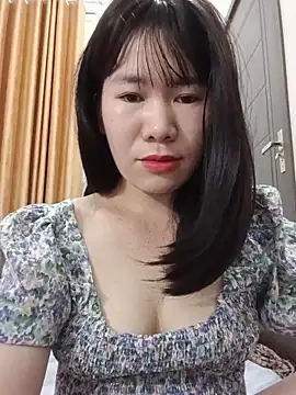 Bondgirl 9 online show from June 19, 7:06 pm