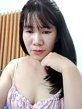Bondgirl 9 online show from June 27, 6:47 pm