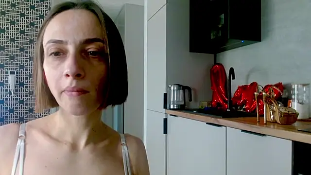 misssweet online show from March 18, 2:33 pm