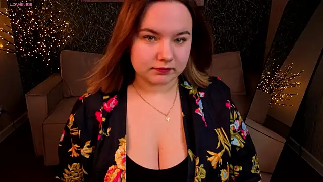 Lil  devil online show from March 19, 1:43 am