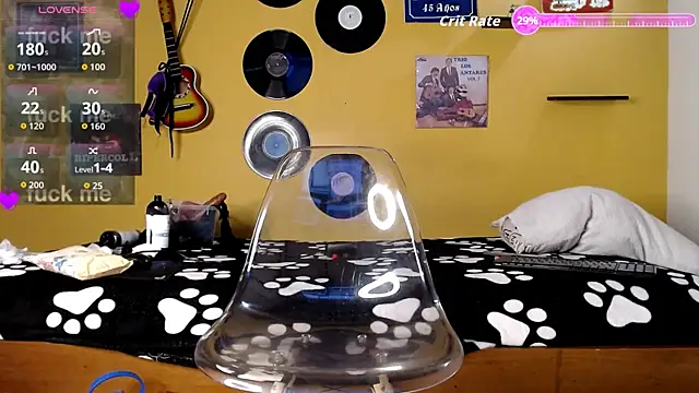 lilithevil32 online show from August 2, 2:36 am