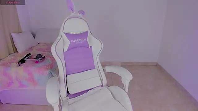 heeyy kitty online show from July 27, 5:21 pm
