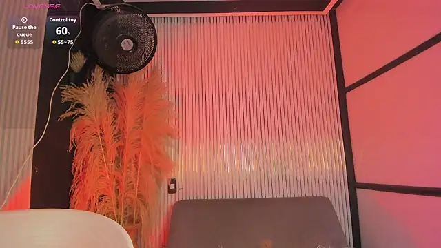 kittyBlossom 1 online show from July 26, 8:27 pm