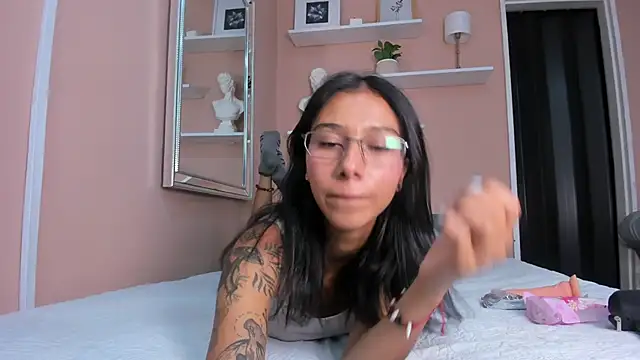 Kat 44 online show from April 29, 7:08 pm