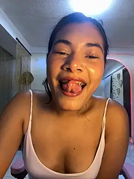 Sweetroseof online show from March 10, 9:19 pm