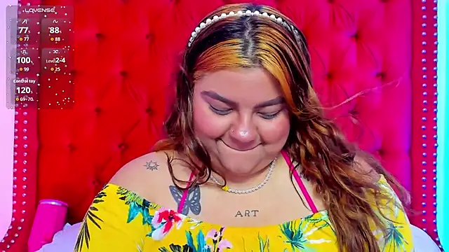 SunnyHoney  online show from June 26, 12:39 pm