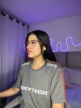 Abrilll2 online show from March 12, 2:14 am