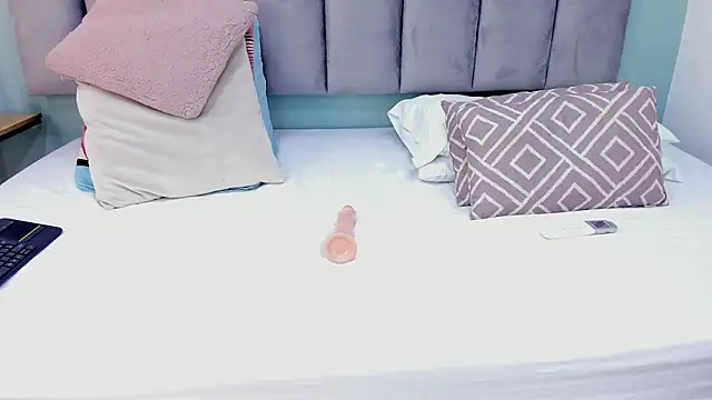 nanis m online show from March 18, 9:53 pm