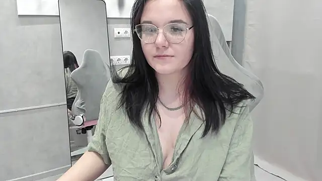 Sara Spans online show from March 12, 2:25 am