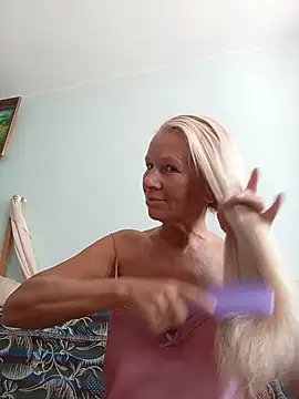 ViktoriaSexi1 online show from July 27, 7:38 am