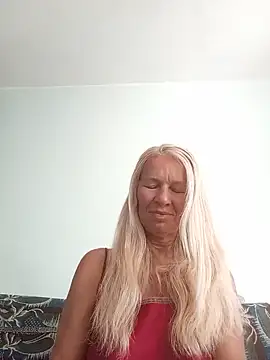 ViktoriaSexi1 online show from August 4, 4:29 am