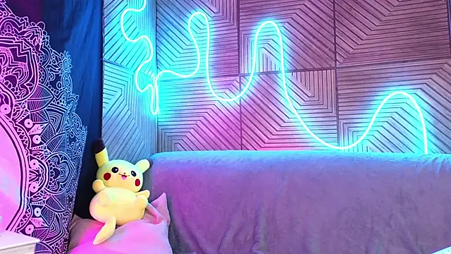 chill paws online show from May 3, 12:14 am