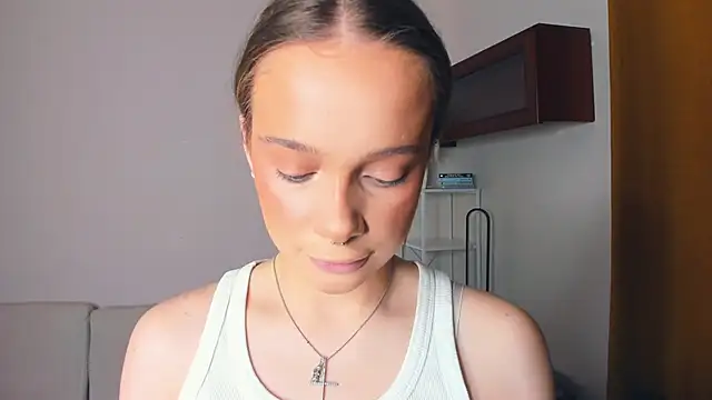 MeriPhelan online show from March 17, 8:07 am