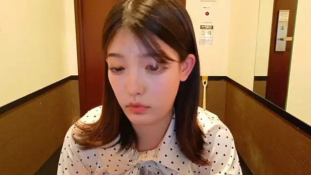 maya-chaaan online show from March 16, 10:30 am