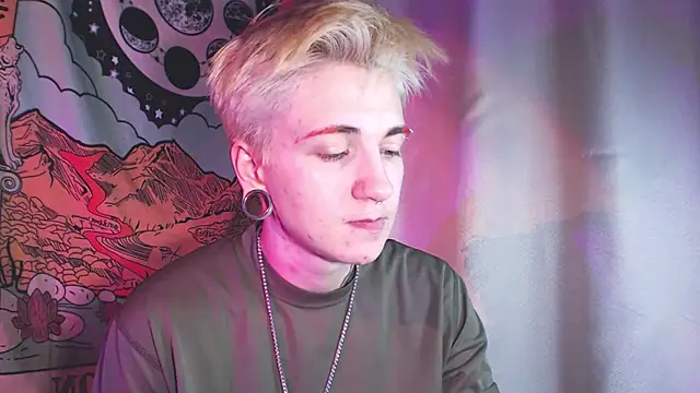 ray-taylorrr online show from March 27, 5:46 pm